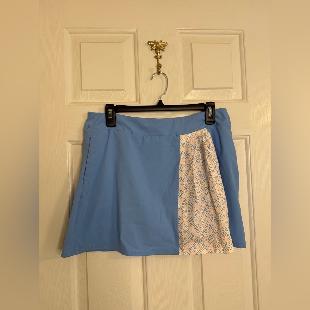 Adidas tennis skort size medium pleated orange blue white